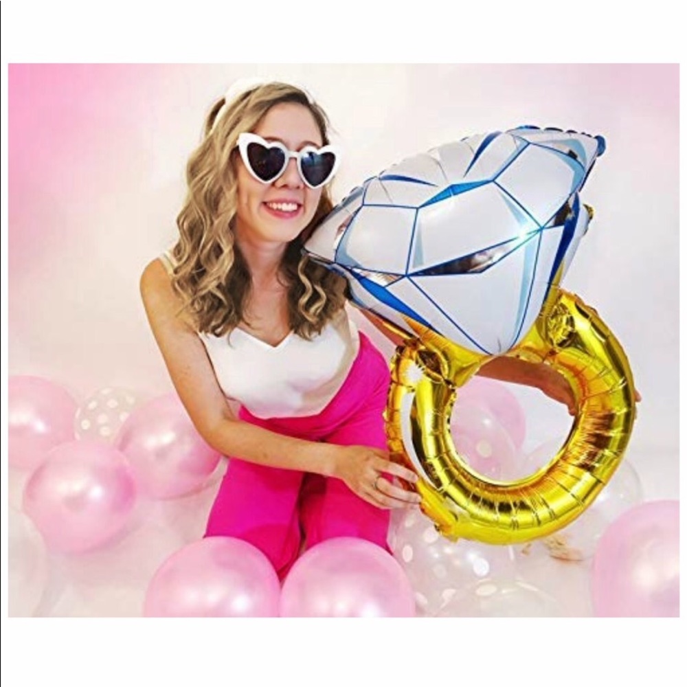 Gold Balloons SHE SAID OKURRR Engagement Ring Kit - Picture 5 of 6